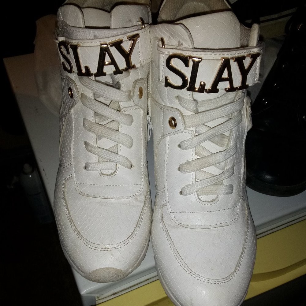 White high top size 7 slay sneakers